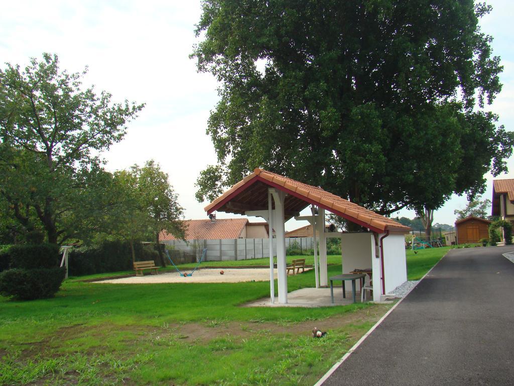 Les Gites Malidri Pontonx-sur-lʼAdour Habitación foto