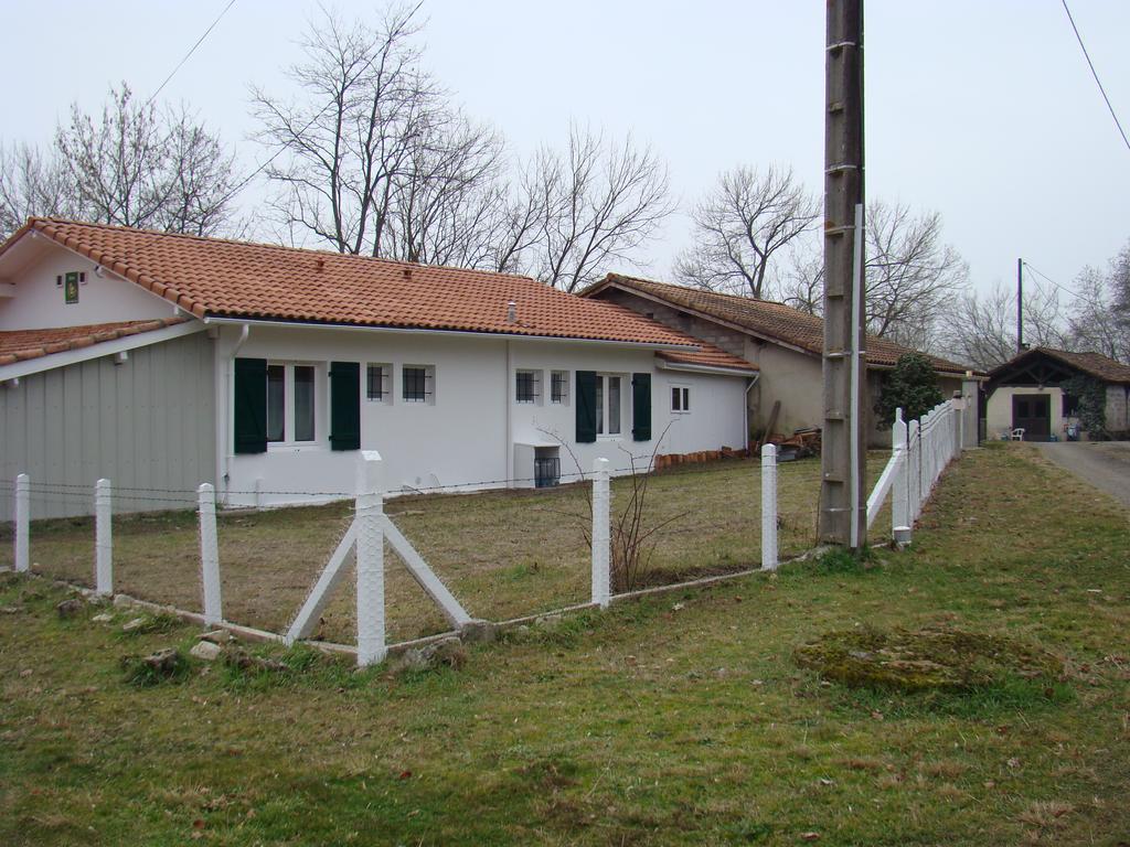 Les Gites Malidri Pontonx-sur-lʼAdour Habitación foto