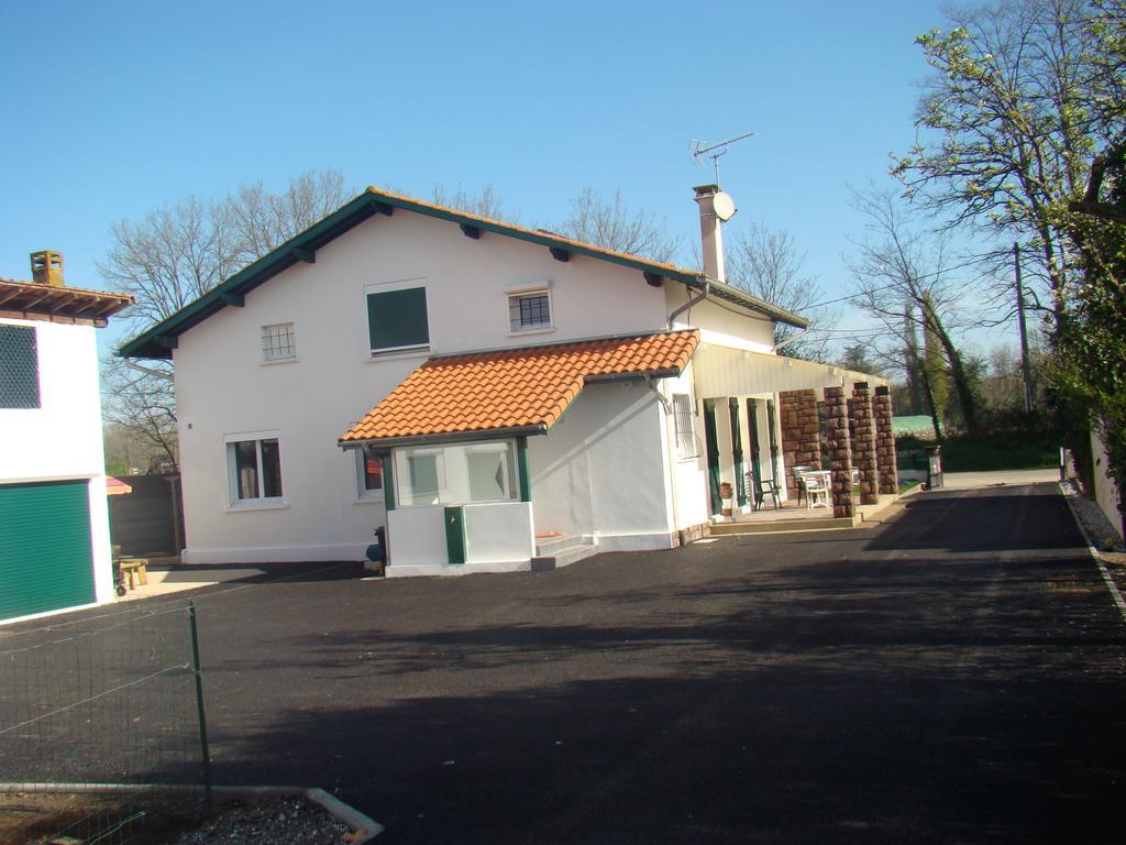 Les Gites Malidri Pontonx-sur-lʼAdour Habitación foto